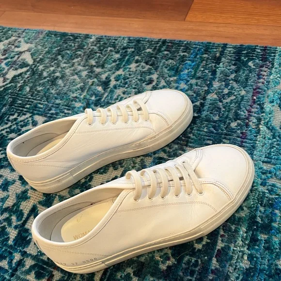 Woman by Common Projects - Picture 2 of 4